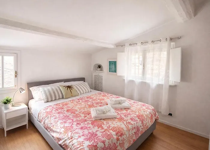 Panoramic Terrace Trastevere Apartment, With Amazing View Appartement Rome