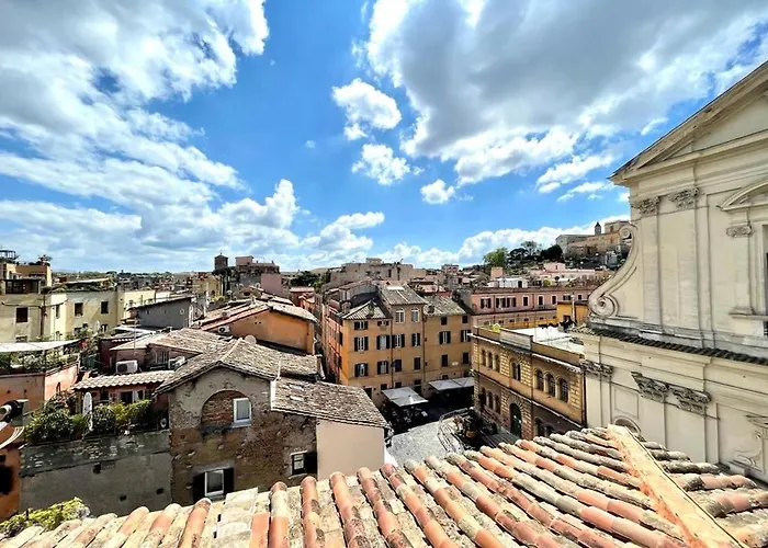 Panoramic Terrace Trastevere Apartment, With Amazing View Rome