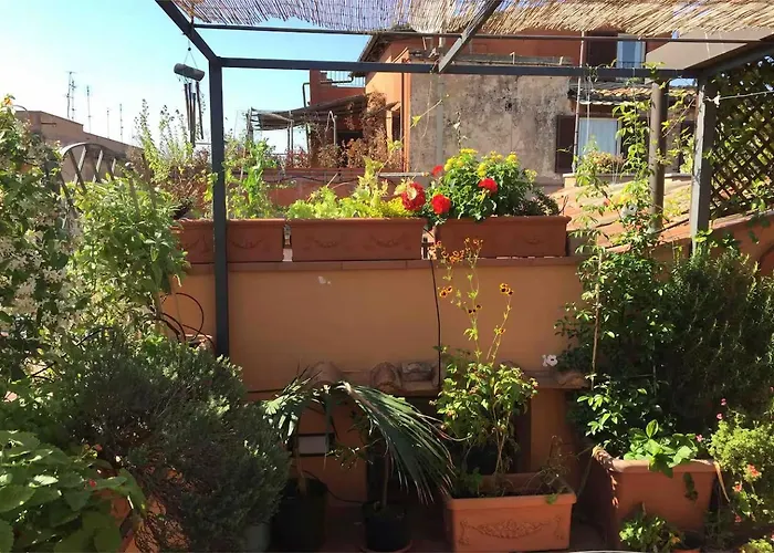 Panoramic Terrace Trastevere Apartment, With Amazing View Rome