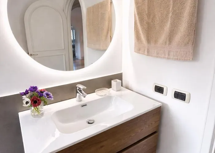 Panoramic Terrace Trastevere Apartment, With Amazing View Apartment *